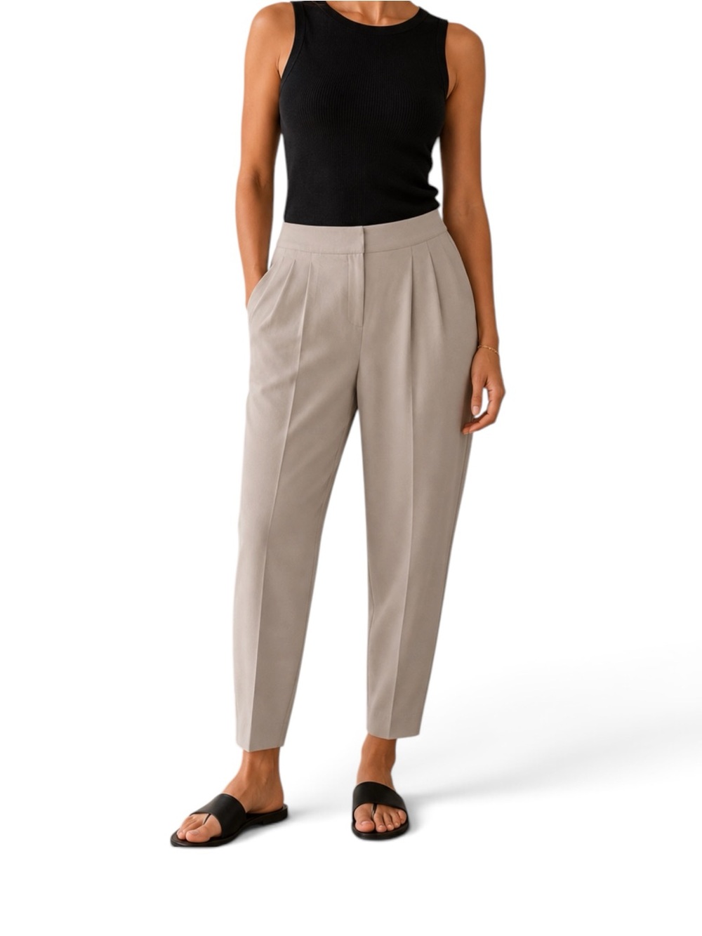 St. John Light Grey Pleated Tapered Trousers Pants Size 6 Small Crepe High Rise